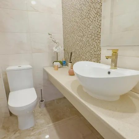 Riamar House - Center 파로